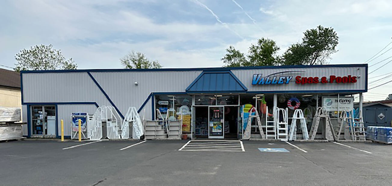 Valley Spas & Pools logo